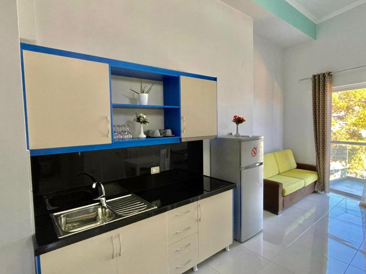 Crown Deluxe Apartments Sarande Exterior photo