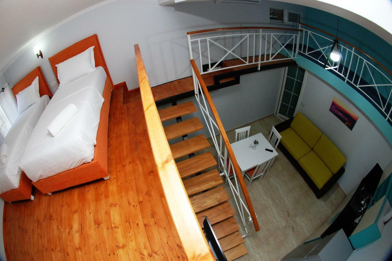 Crown Deluxe Apartments Sarande Exterior photo